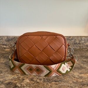 Pink Lily-Woven Leather Crossbody Bag with Patterned Strap - Tan